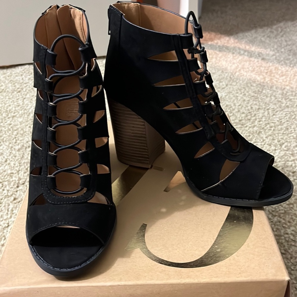 Brand new Charlotte Russe block heel